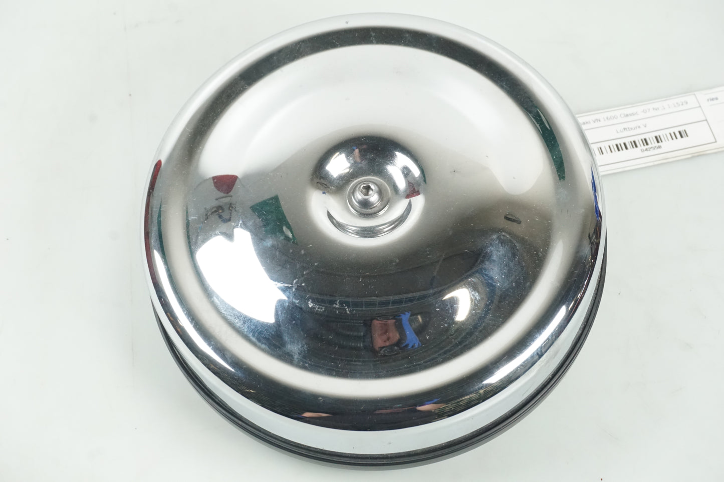 Baksidan på Luftburk från en Kawasaki VN 1600 -2006 motorcykel.