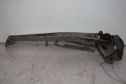 Framsidan på Sidostöd från en Kawasaki ZZR 1200 -2002 motorcykel.