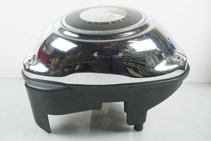 Snett nerifrån på Luftburk från en Kawasaki VN 1700 Classic Tourer -2009 motorcykel.