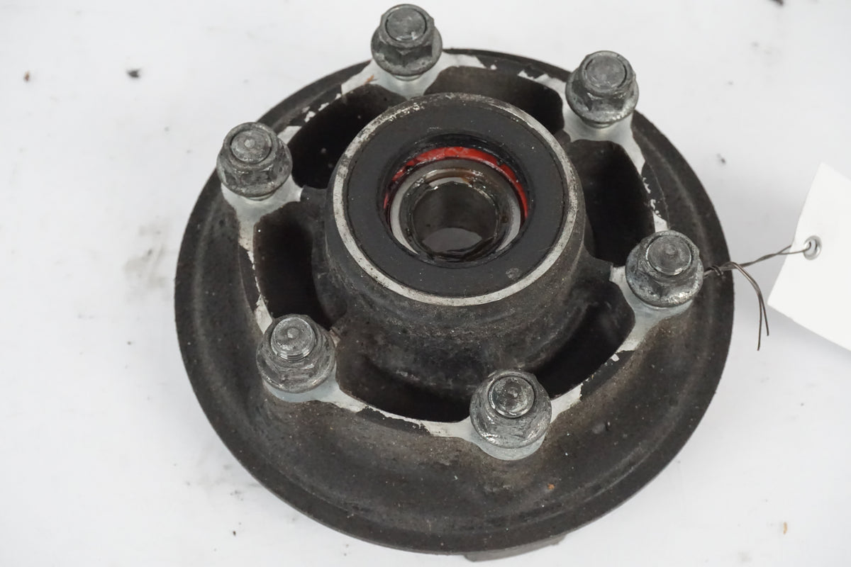 Sprocket mount