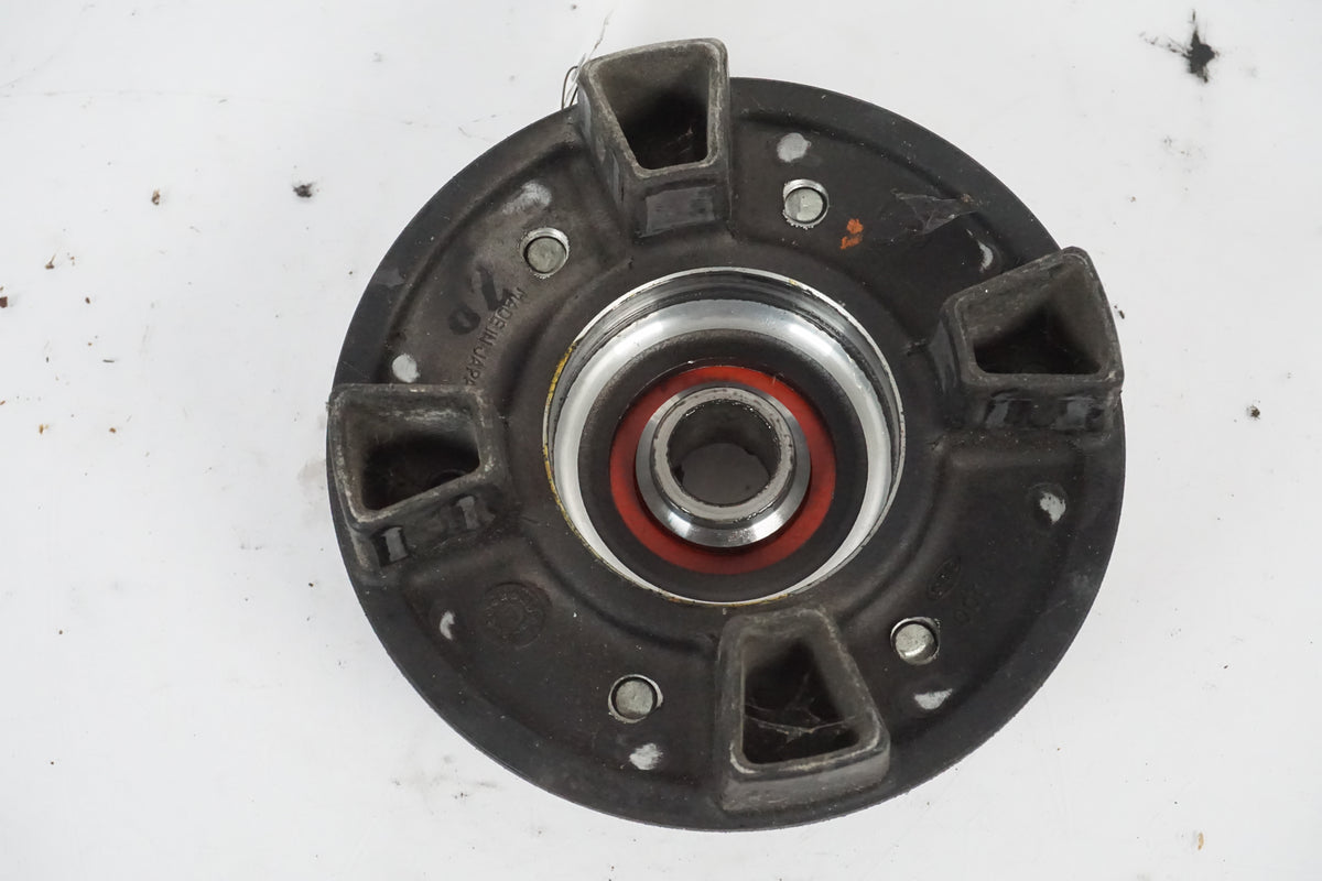 Sprocket mount