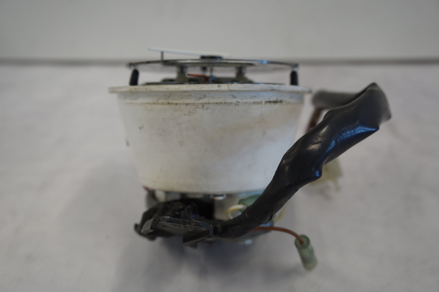 Höger sida på Varvräknare från en Kawasaki Zephyr 750 -1991 motorcykel.