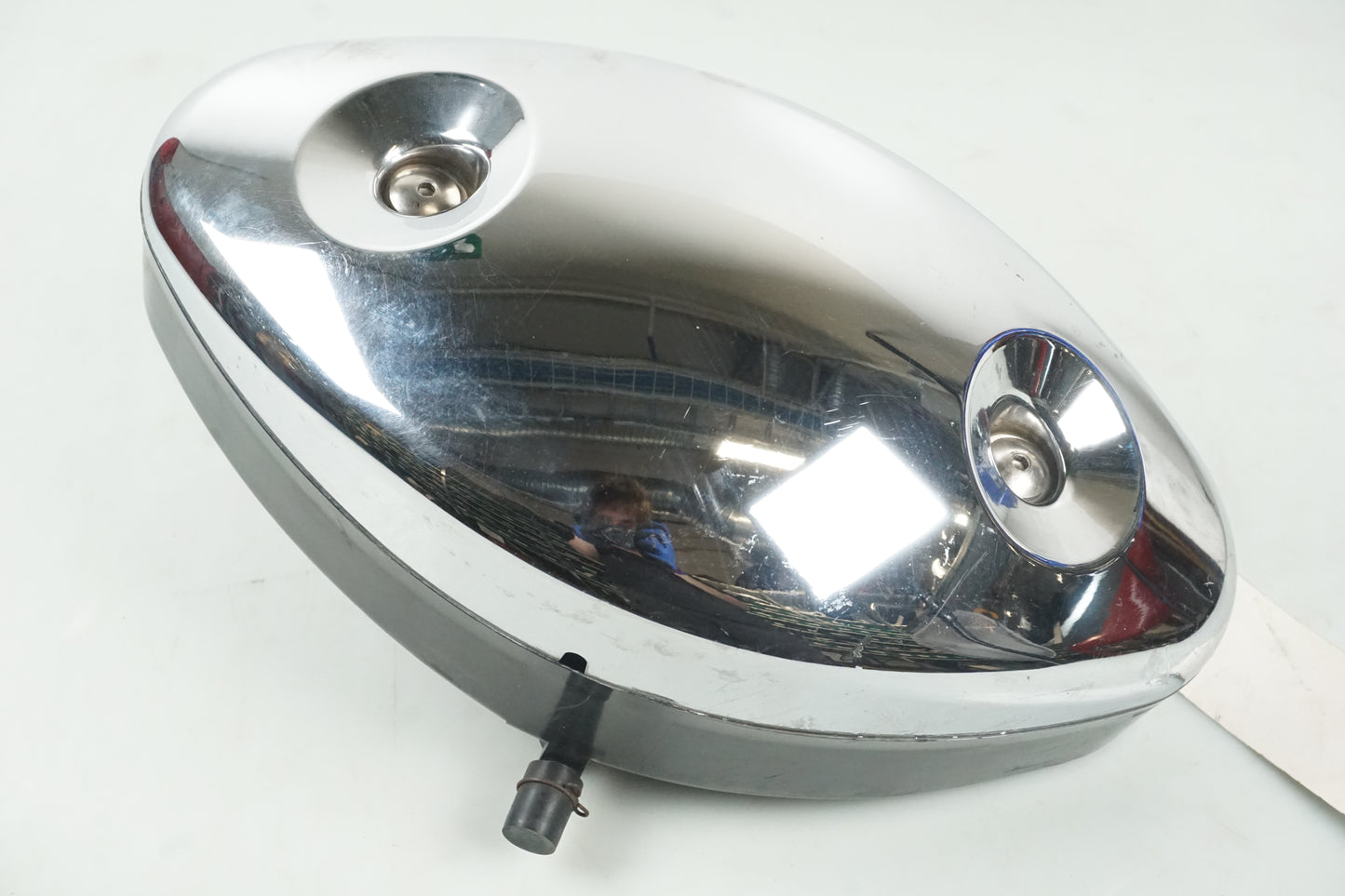 Framsidan på Luftburk från en Suzuki VL 800 -2004 motorcykel.