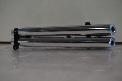 Höger sida på <p>2st krom</p>

<p>Eftermarknad</p> motorcykel.