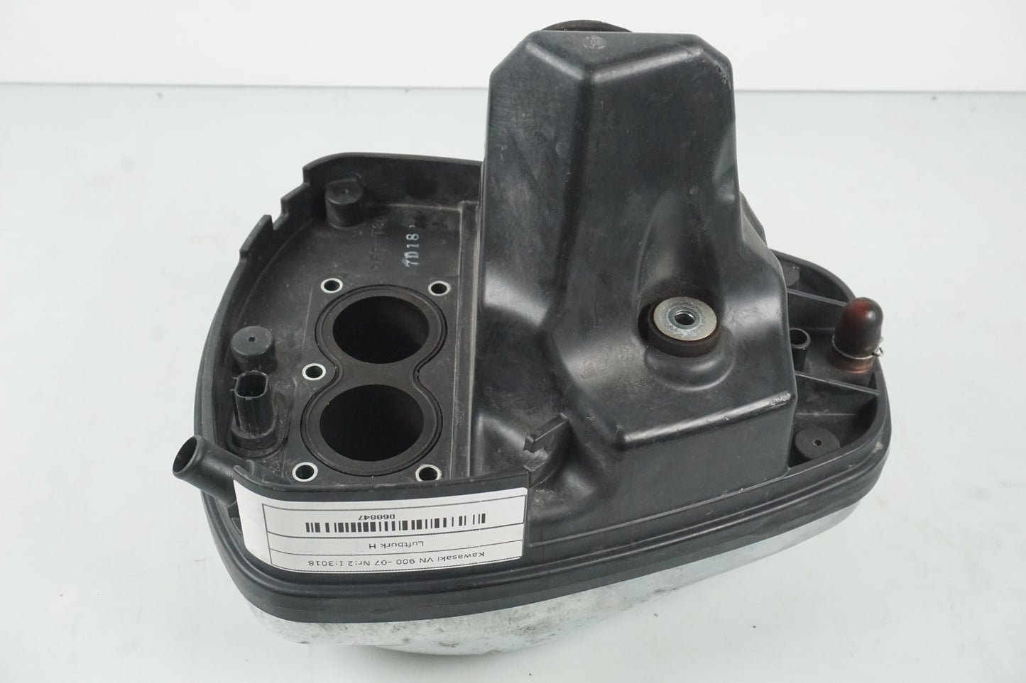 Snett uppifrån på Luftburk från en Kawasaki VN 900 -2007 motorcykel.