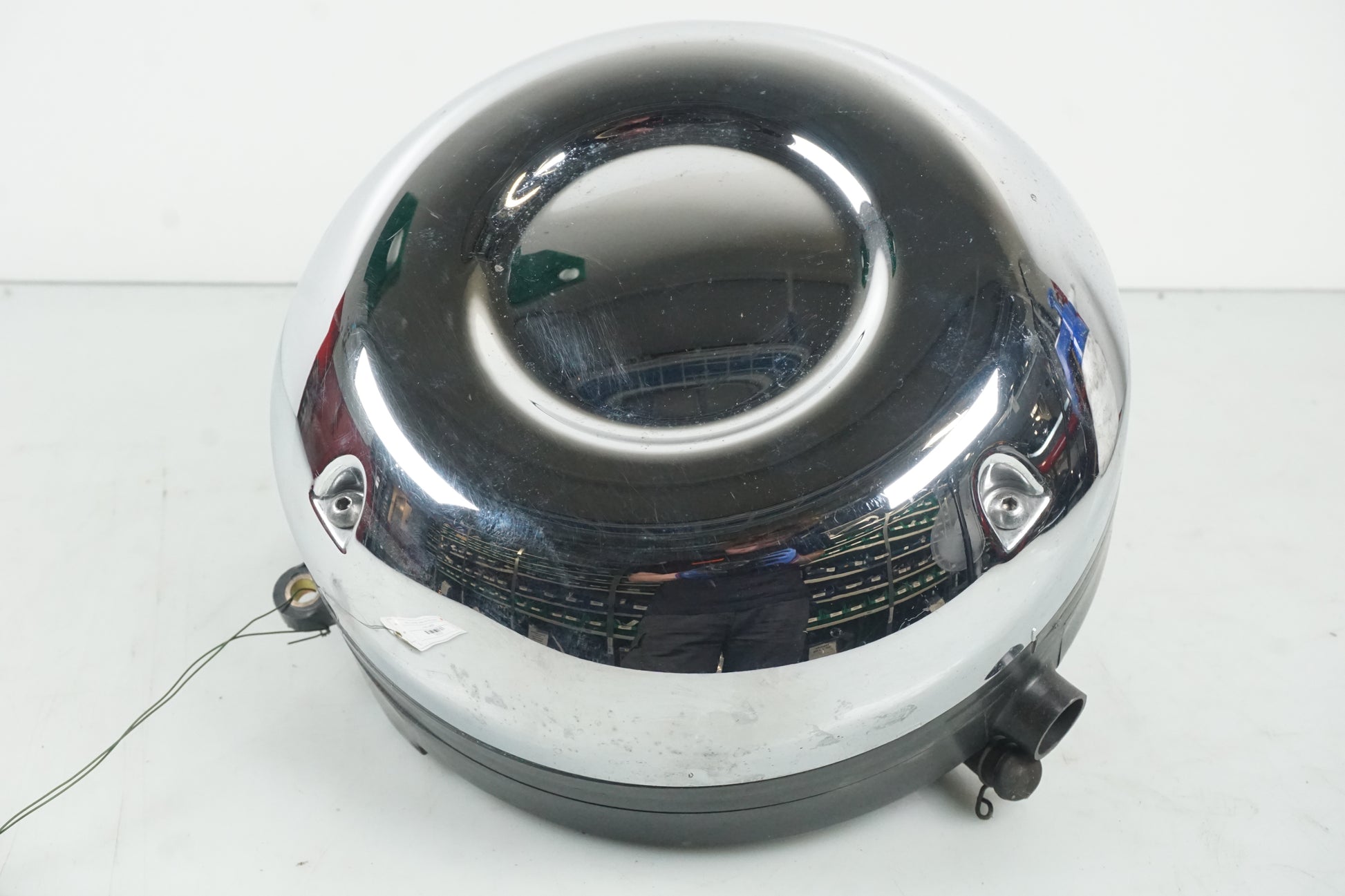 Framsidan på Luftburk från en Yamaha XVS 650 -1998 motorcykel.