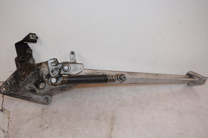 Framsidan på Sidostöd från en KTM RC8 -2009 motorcykel.