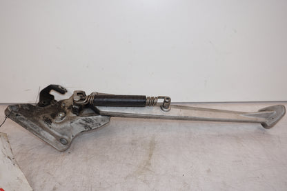 Baksidan på Sidostöd från en KTM RC8 -2009 motorcykel.