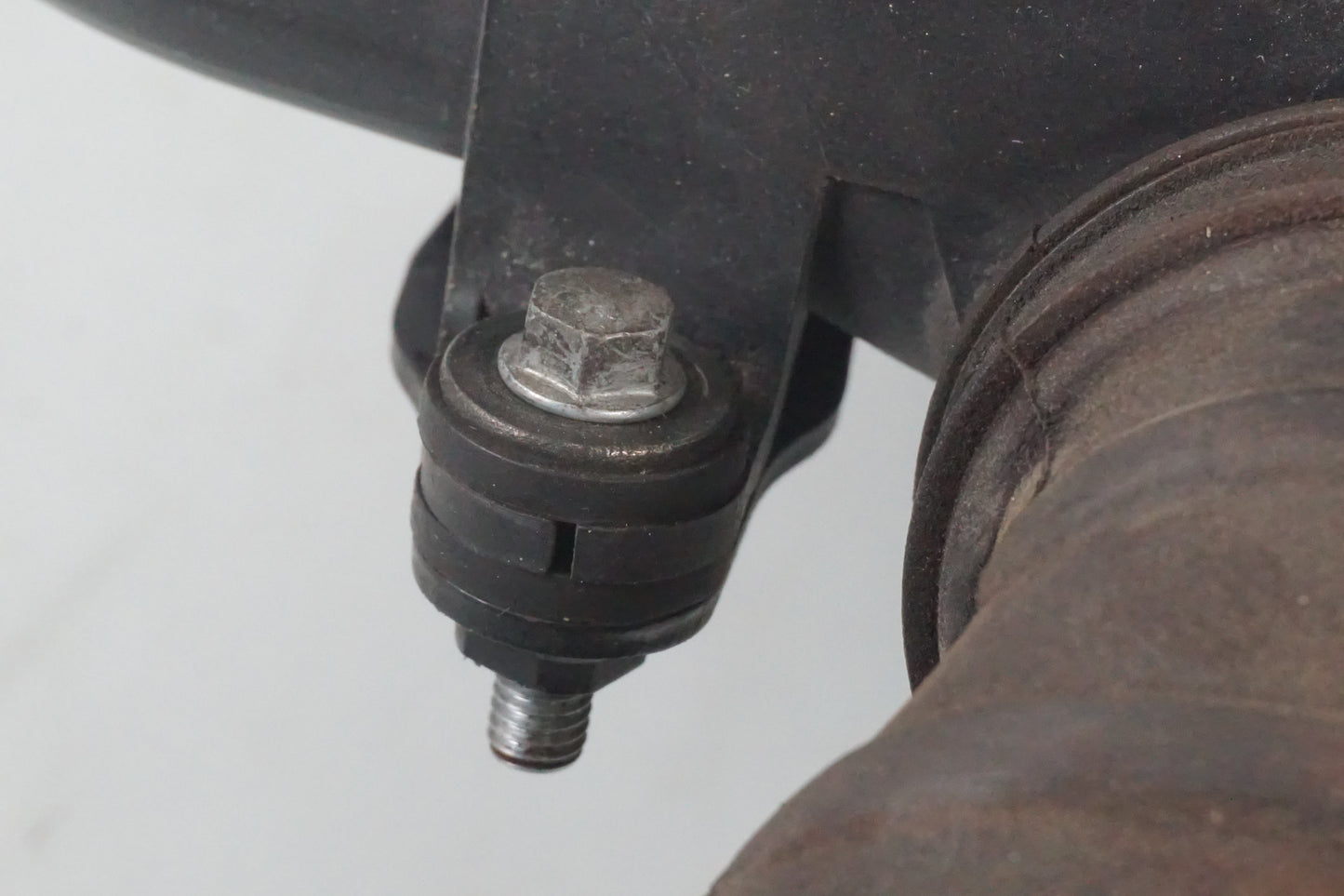 Snett uppifrån på Luftburk från en Suzuki VL 800 -2001 motorcykel.