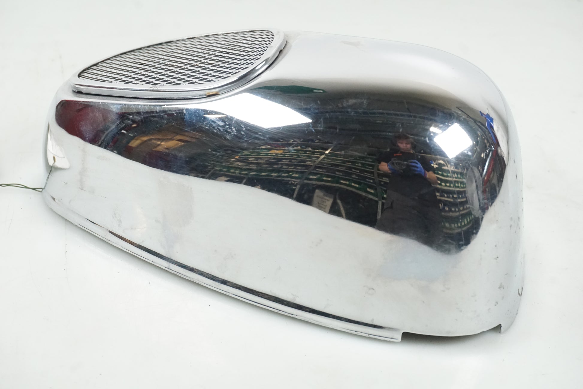 Vänster sida på Dekorkåpa från en Yamaha XV 1100 -1995 motorcykel.