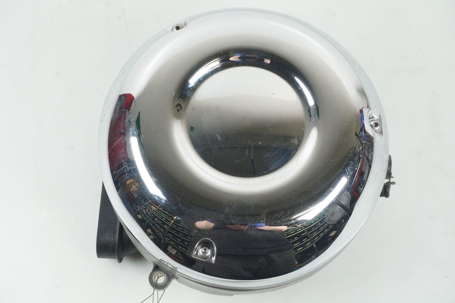 Baksidan på Luftburk från en Yamaha XVS 650 -1999 motorcykel.