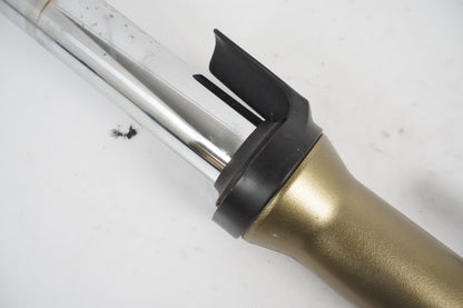 Fork leg
