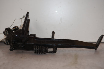 Baksidan på Sidostöd från en Suzuki GSX-R 1100 -1991 motorcykel.