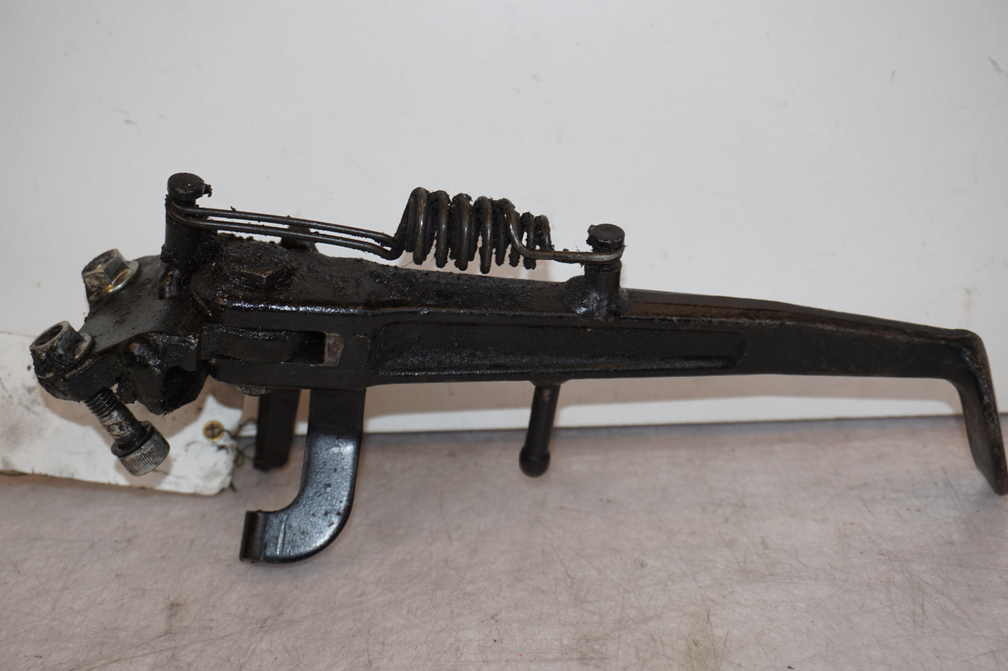 Höger sida på Sidostöd från en Suzuki GSX-R 1100 -1991 motorcykel.