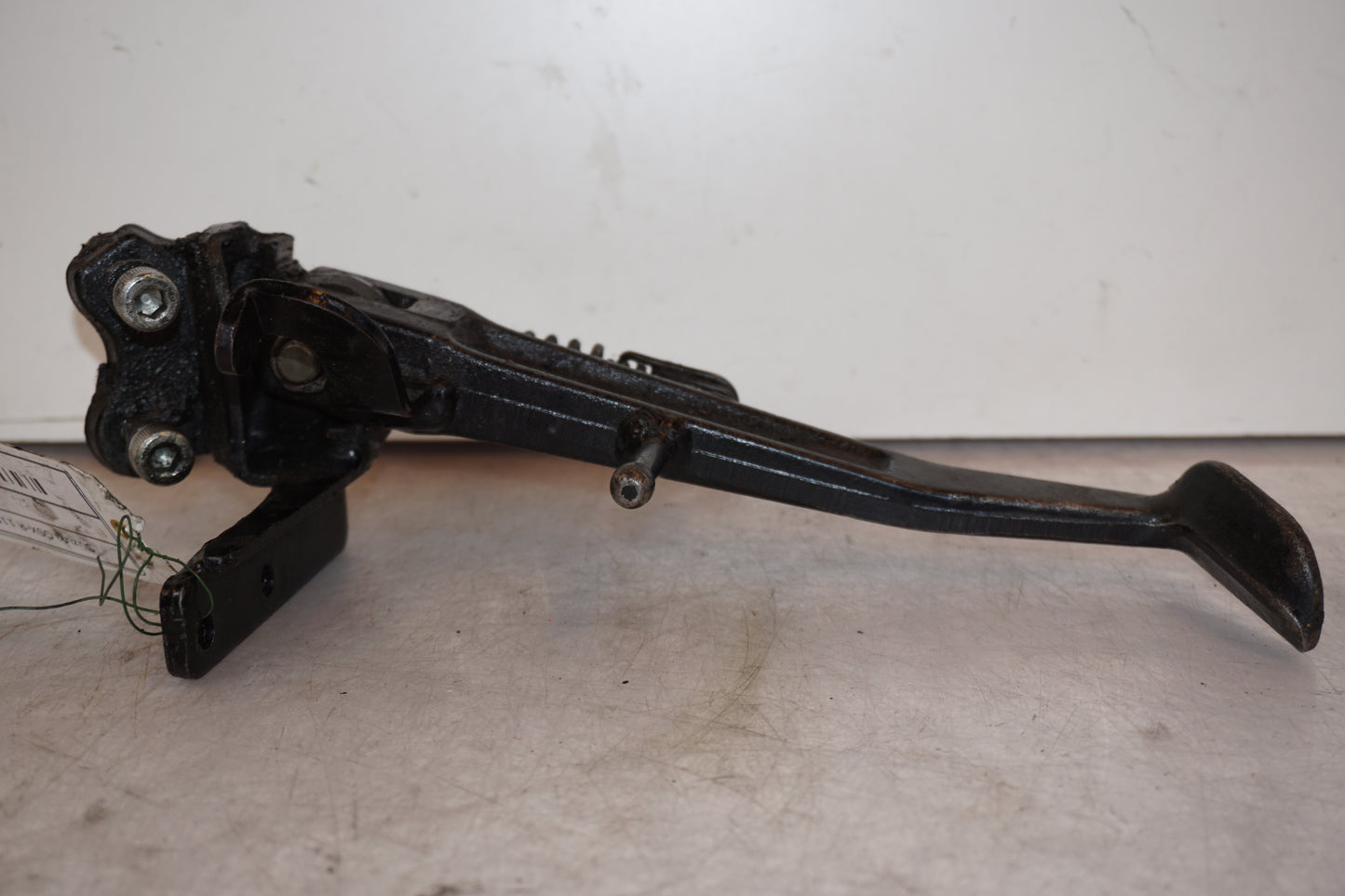 Vänster sida på Sidostöd från en Suzuki GSX-R 1100 -1991 motorcykel.