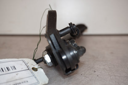 Snett uppifrån på Sidostöd från en Kawasaki Z 1000 -2014 motorcykel.