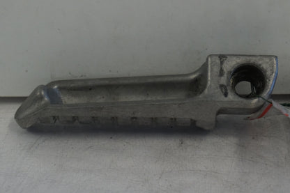 Höger sida på Fotpinne från en Kawasaki ZX-6R -1997 motorcykel.