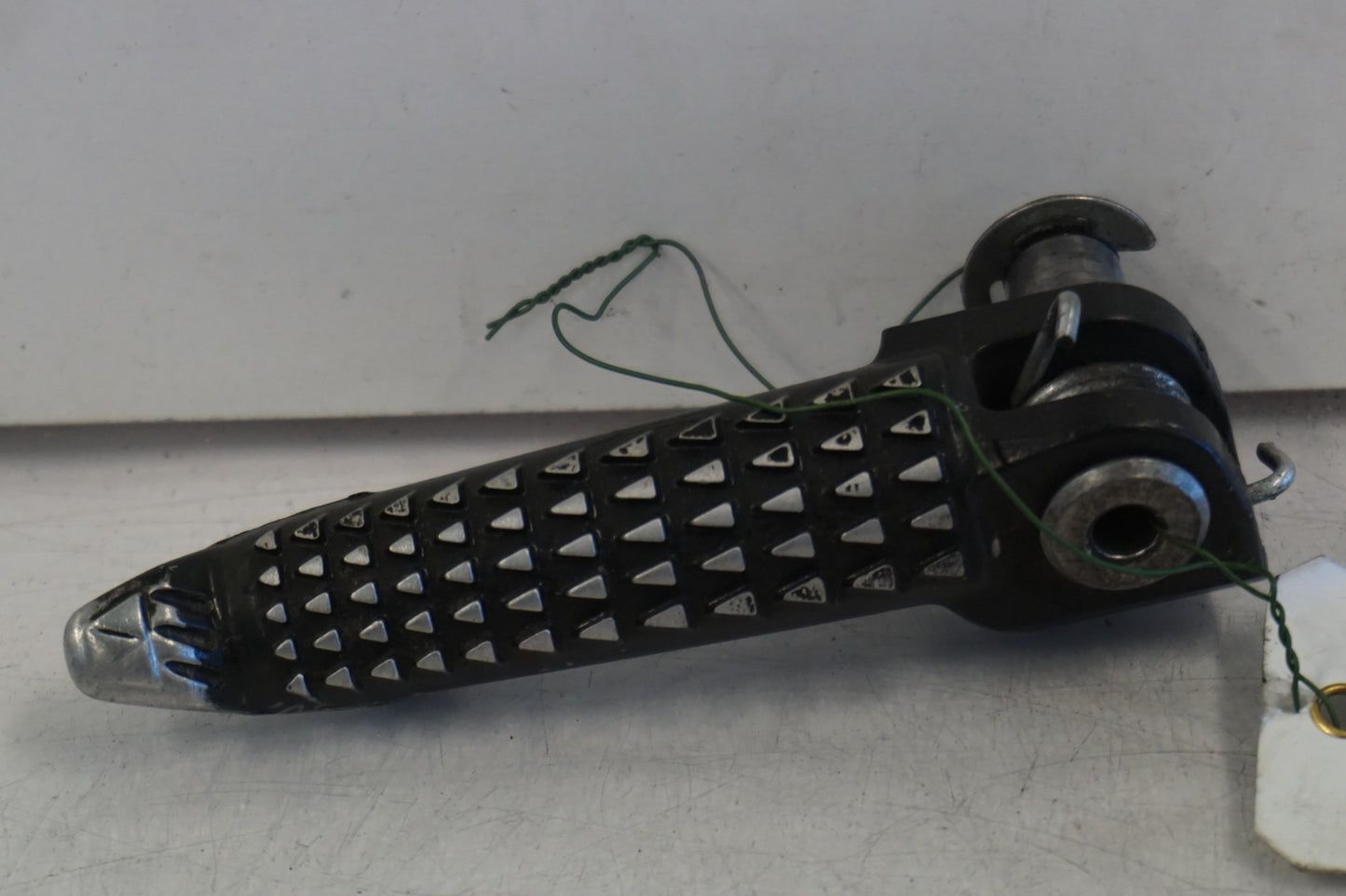 Framsidan på Fotpinne från en Kawasaki ZX-10R -2008 motorcykel.