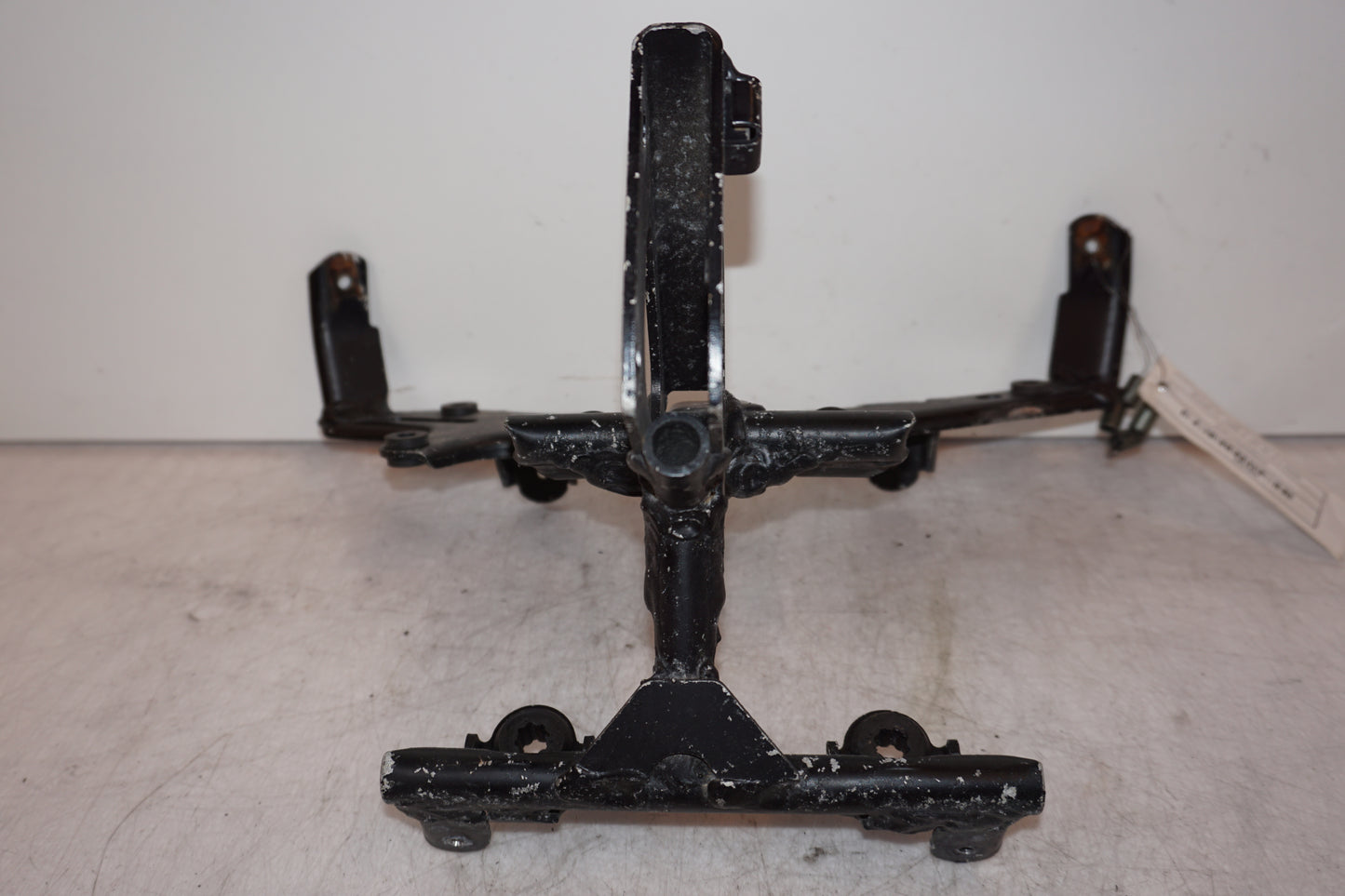 Baksidan på Instrumentfäste från en Suzuki TL 1000 S -1997 motorcykel.