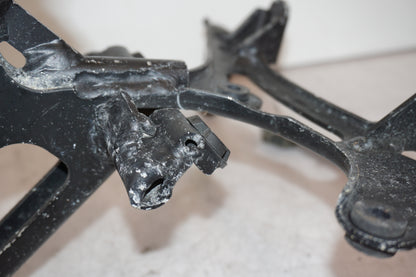 Snett nerifrån på Instrumentfäste från en Suzuki TL 1000 S -1997 motorcykel.