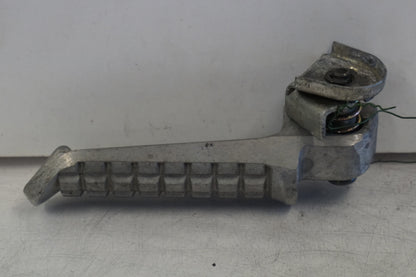 Höger sida på Fotpinne från en Kawasaki ZX-7R -1996 motorcykel.