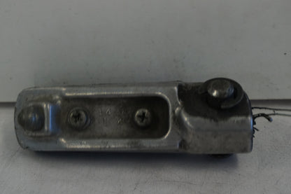 Höger sida på Fotpinne från en Kawasaki ZX-6R -2002 motorcykel.