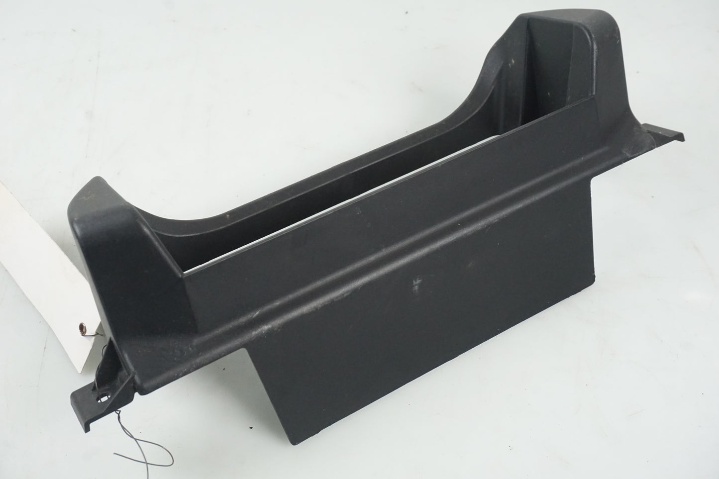 Framsidan på Oljekyldekor från en BMW K 1200 S -2006 motorcykel.