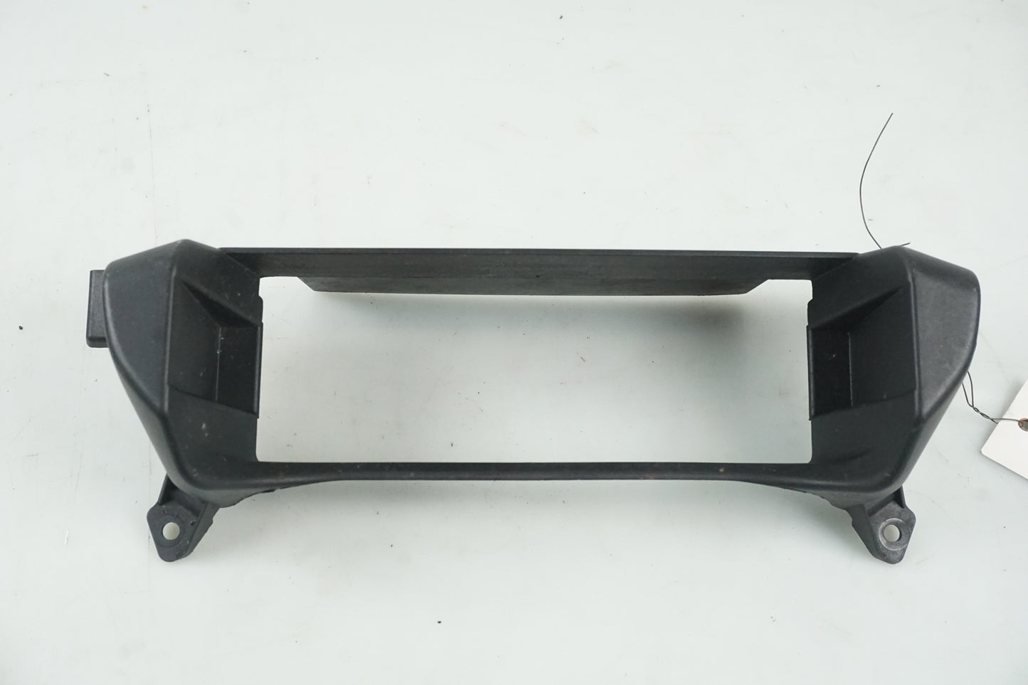 Baksidan på Oljekyldekor från en BMW K 1200 S -2006 motorcykel.