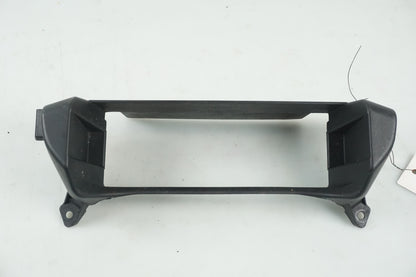 Baksidan på Oljekyldekor från en BMW K 1200 S -2006 motorcykel.