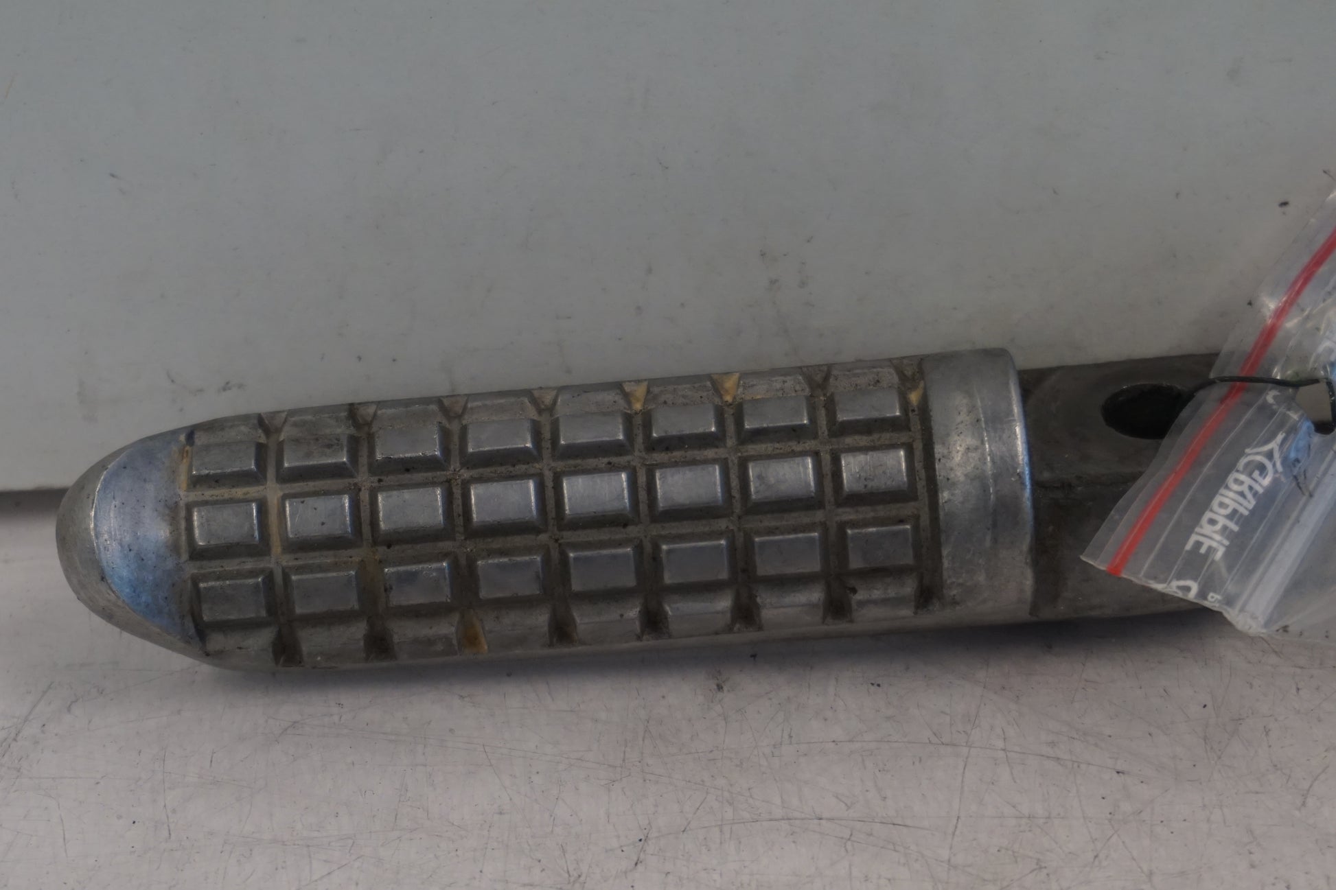 Framsidan på Fotpinne från en Kawasaki ZX-6R -1997 motorcykel.