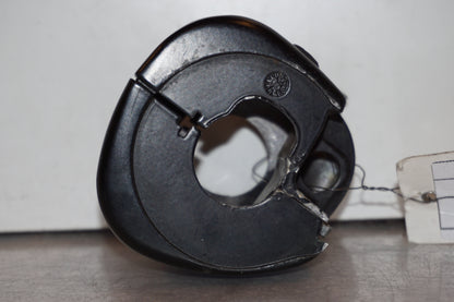 Höger sida på Styrelreglage från en H-D Dyna Street Bob FXDB/I -2007 motorcykel.