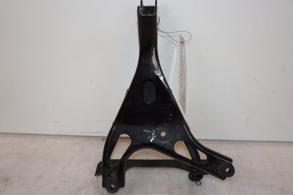 Framsidan på Instrumentpanelsfäste från en Kawasaki ZX-6R -1998 motorcykel.