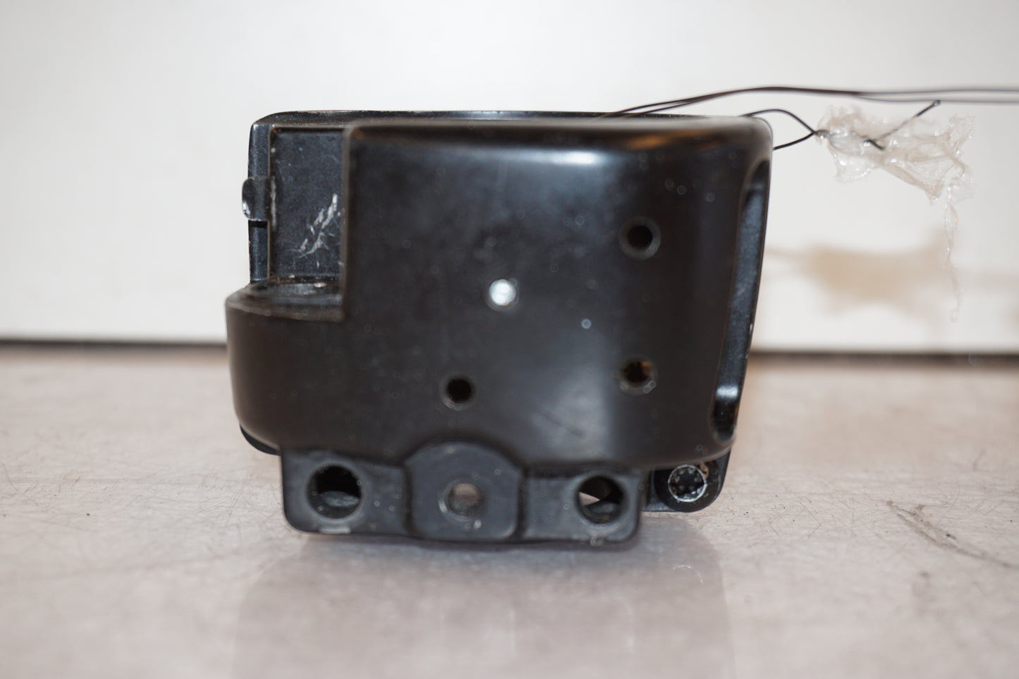 Extrabild1 på Styrelreglage från en H-D Harley diverse -2000 motorcykel.