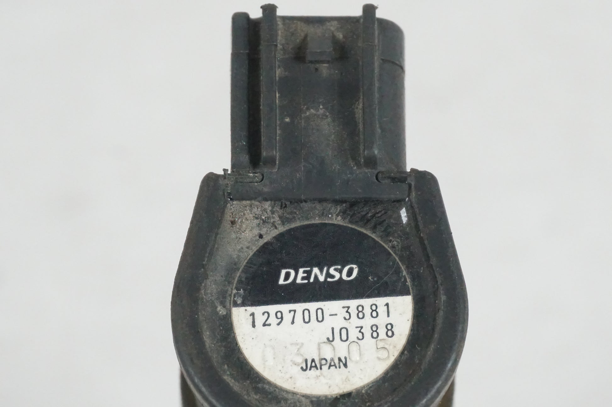 Höger sida på Tändspole från en Honda CBR 600 -2002 motorcykel.