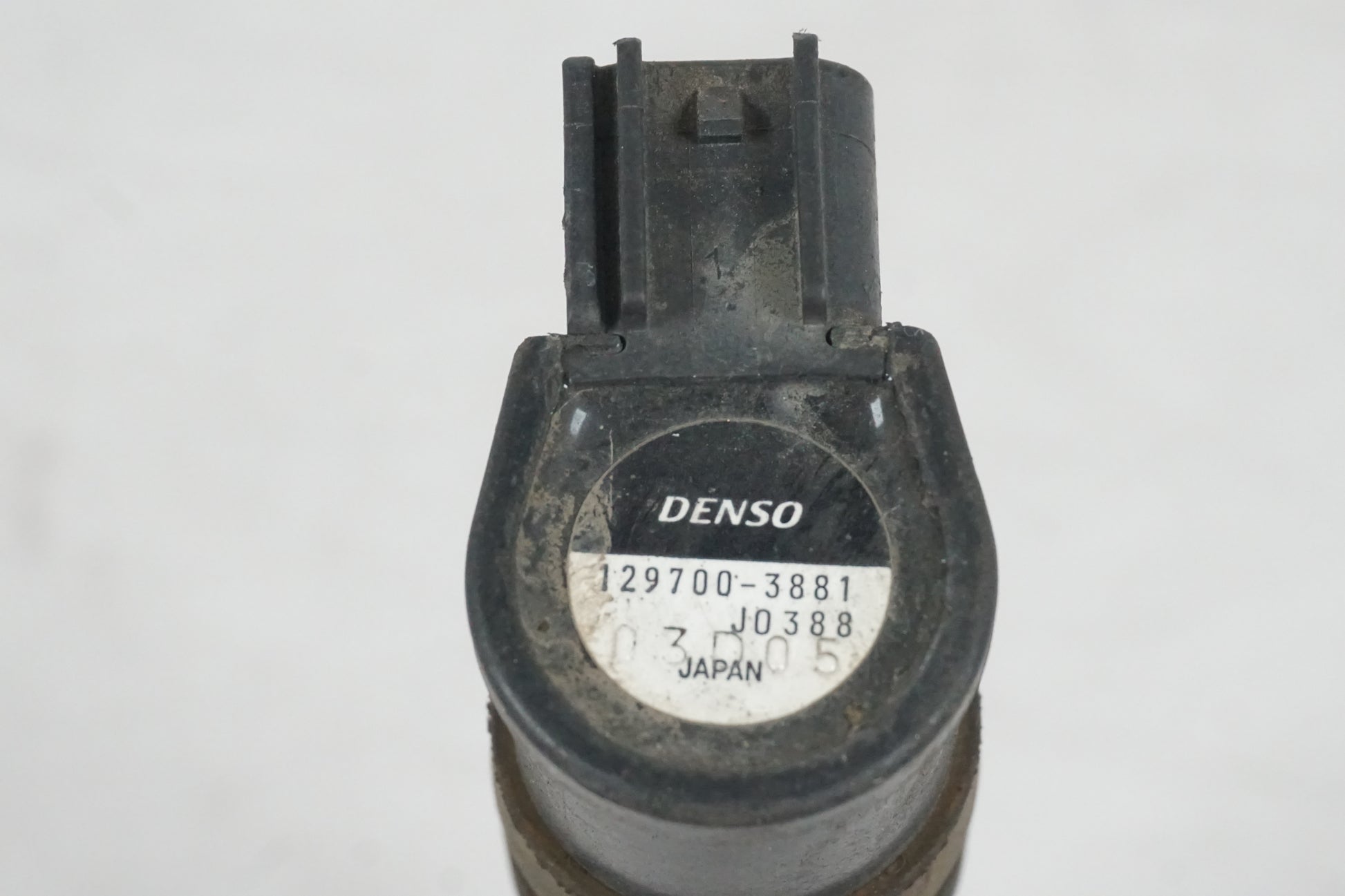 Höger sida på Tändspole från en Honda CBR 600 -2002 motorcykel.