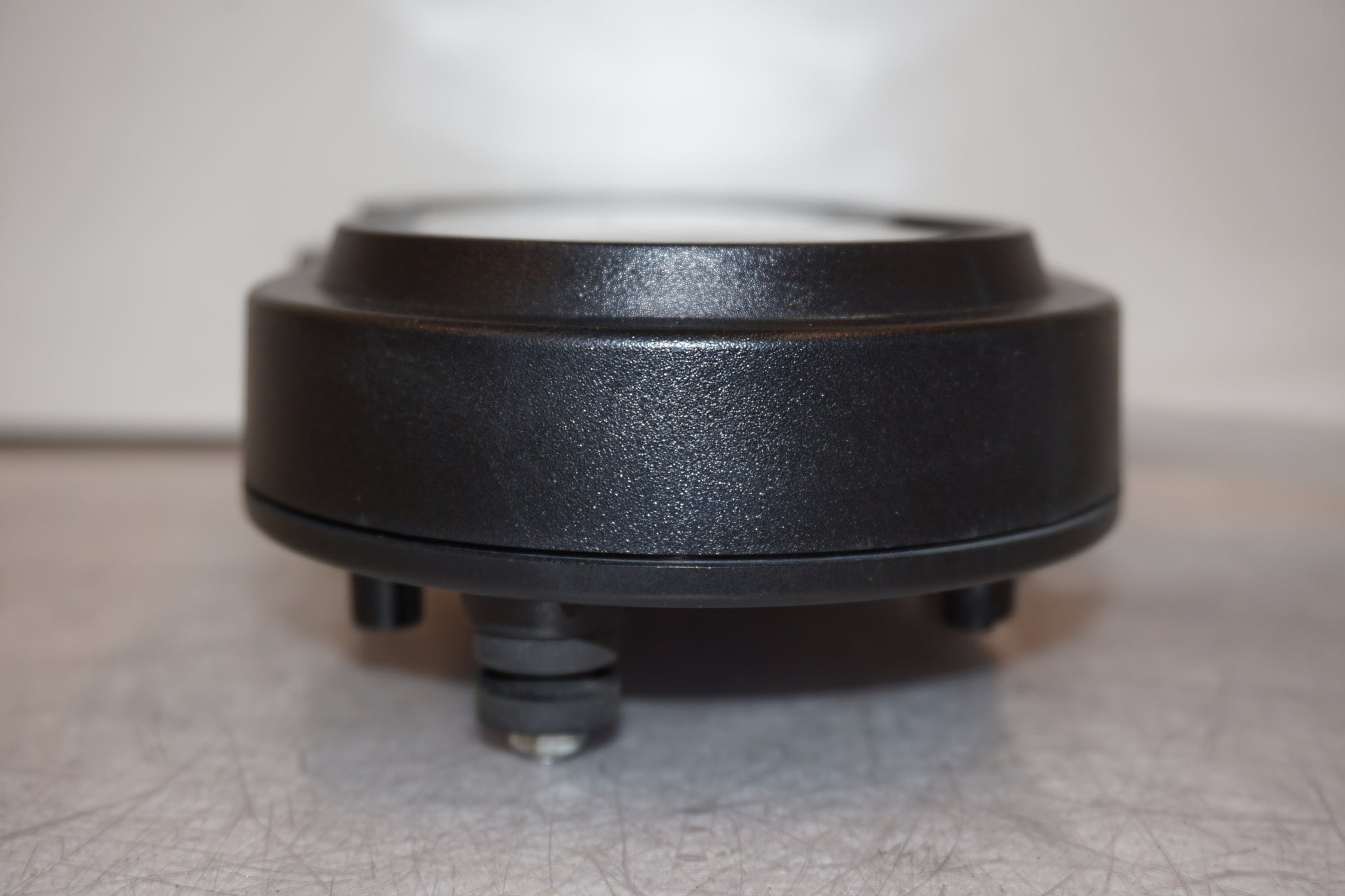 Snett uppifrån på Instrumentpanel från en Buell XB 12 -2006 motorcykel.