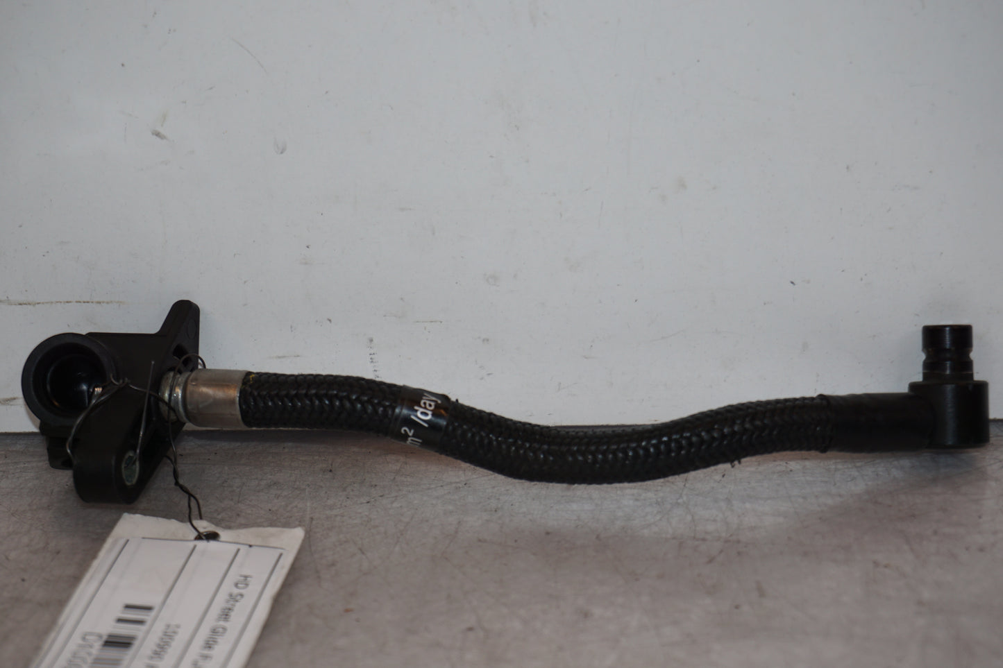 Framsidan på Fuel Rail från en H-D Street Glide FLHX -2009 motorcykel.