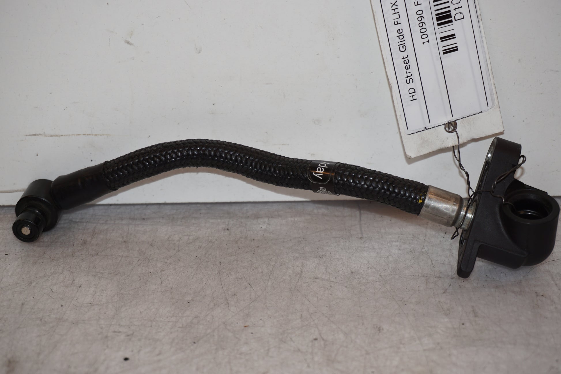 Höger sida på Fuel Rail från en H-D Street Glide FLHX -2009 motorcykel.