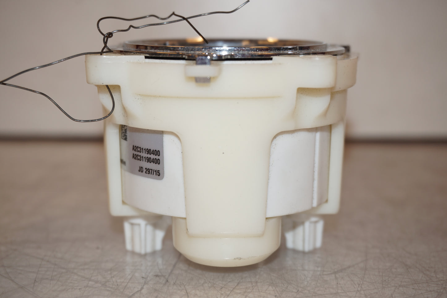 Vänster sida på Voltmätare från en H-D Street Glide FLHX -2016 motorcykel.