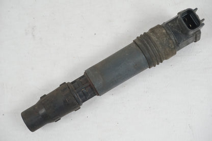 Framsidan på Tändspole från en Honda CBR 600 -2002 motorcykel.