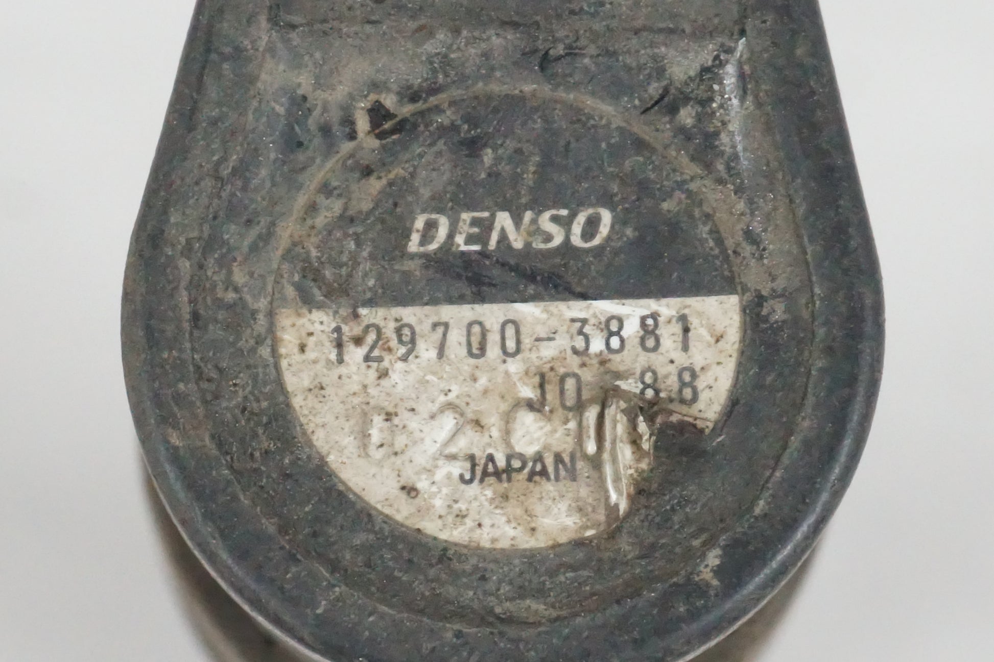 Höger sida på Tändspole från en Honda CBR 600 -2002 motorcykel.