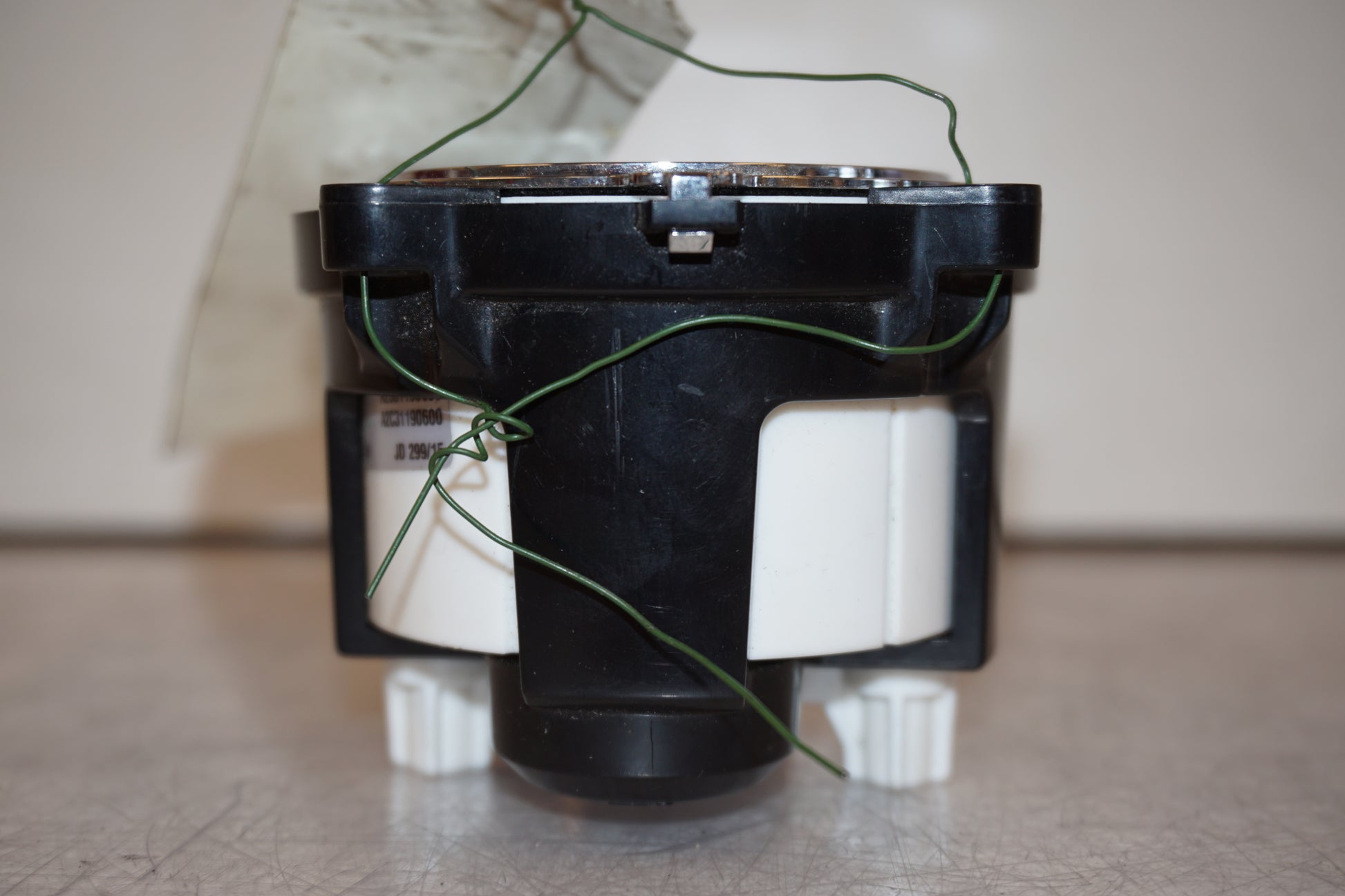 Snett uppifrån på Bensintankmätare från en H-D Street Glide FLHX -2016 motorcykel.