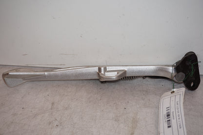 Baksidan på Sidostöd från en Buell 1125 CR -2009 motorcykel.