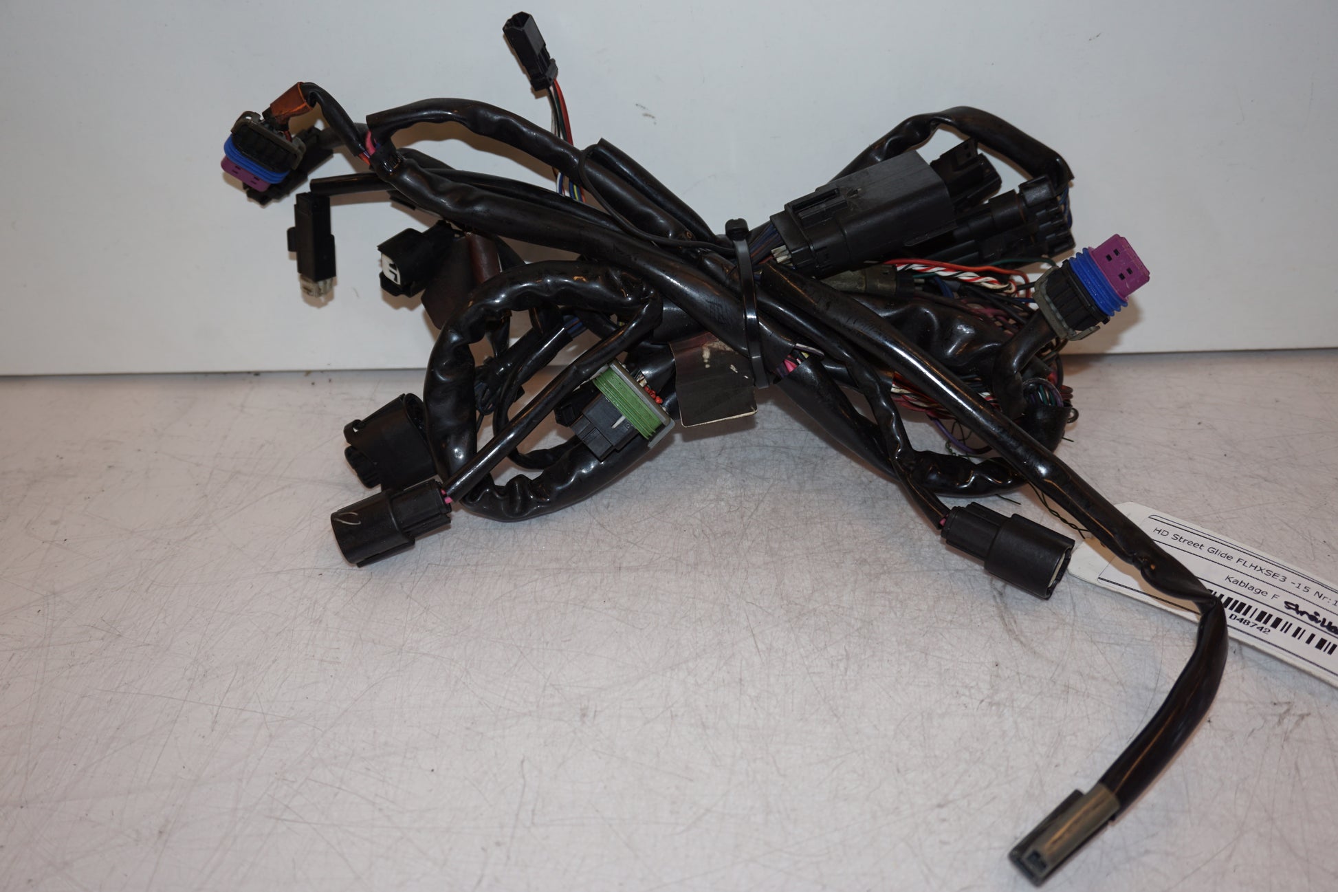 Framsidan på Kablage från en H-D Street Glide FLHX -2015 motorcykel.