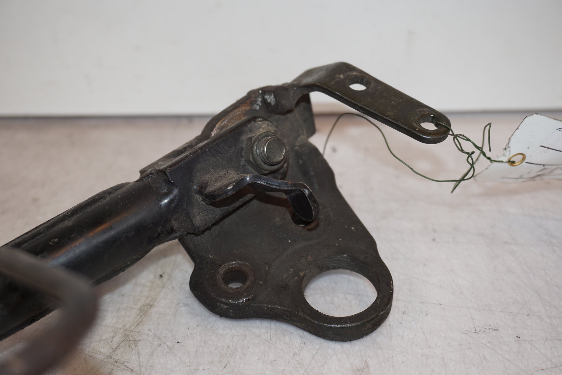 Snett uppifrån på Sidostöd från en Suzuki TL 1000 S -1998 motorcykel.