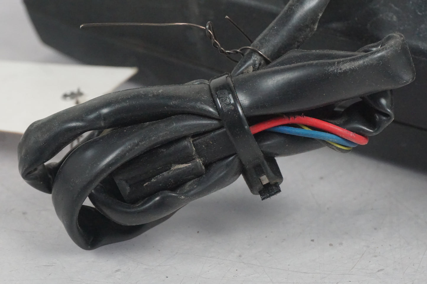 Snett uppifrån på Baklampa från en Kawasaki GTR 1400 -2008 motorcykel.