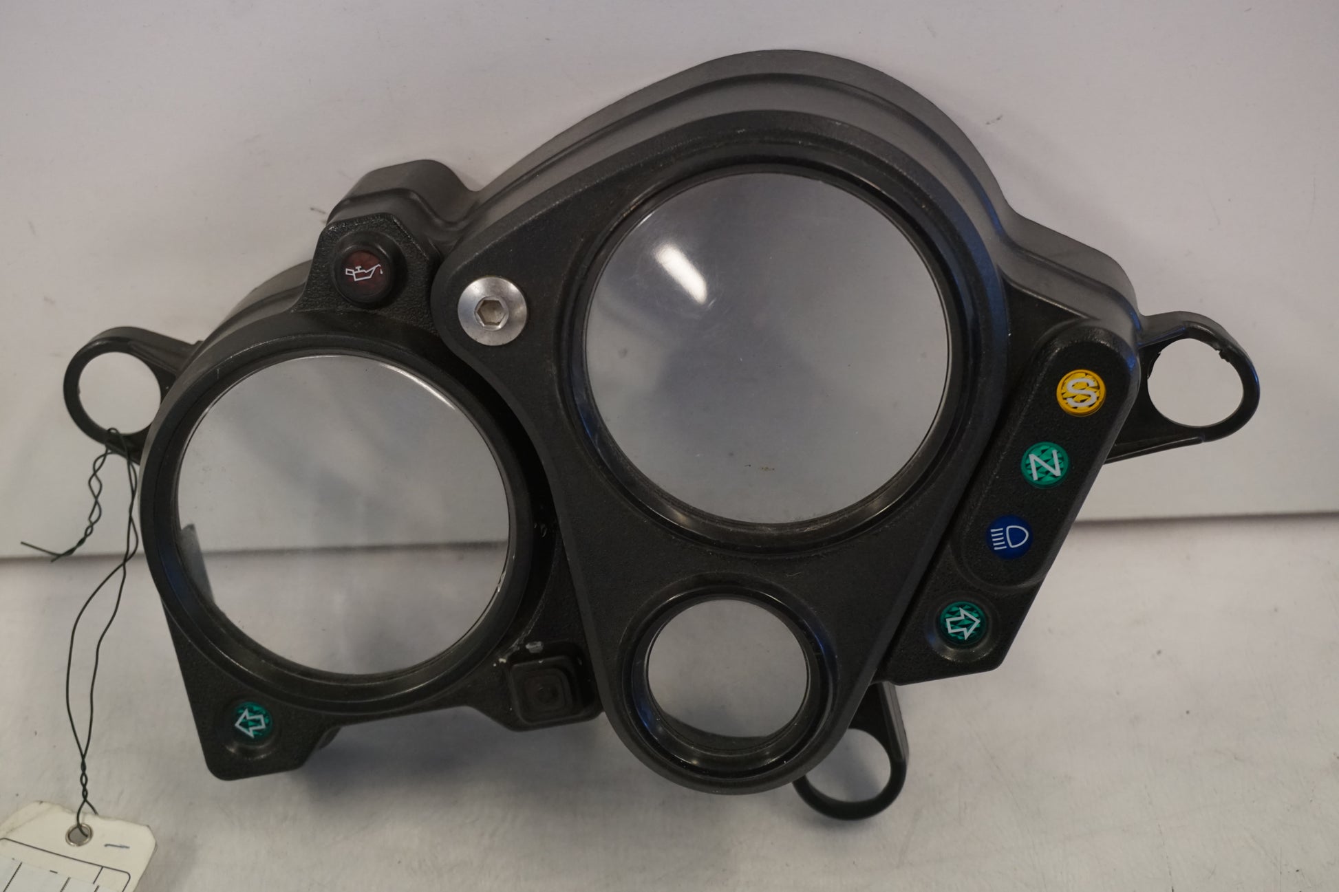 Framsidan på Instrumentfront från en Honda VTR 1000 F -1998 motorcykel.