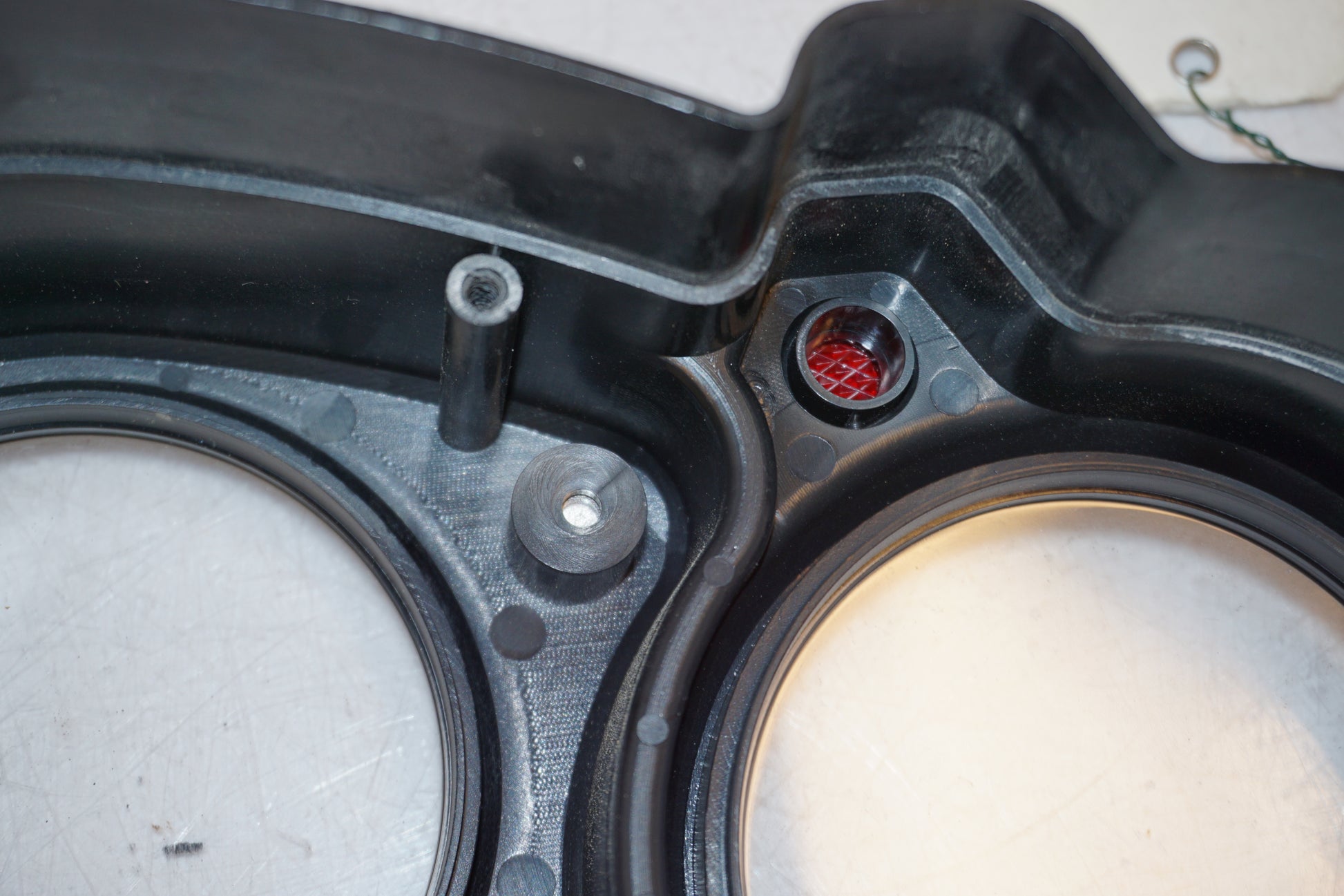 Extrabild2 på Instrumentfront från en Honda VTR 1000 F -1998 motorcykel.