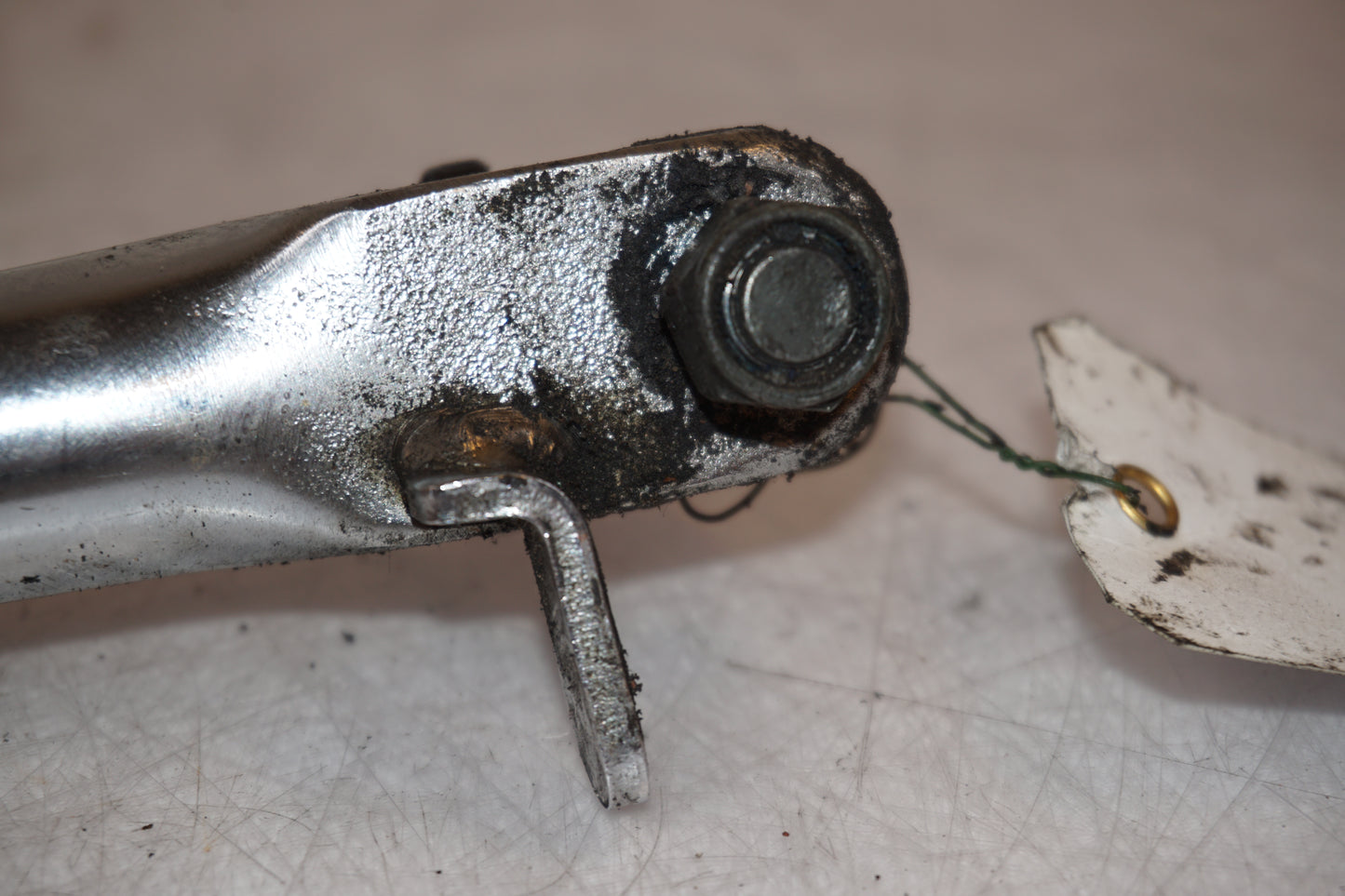 Extrabild1 på Sidostöd från en Suzuki VL 800 -2004 motorcykel.