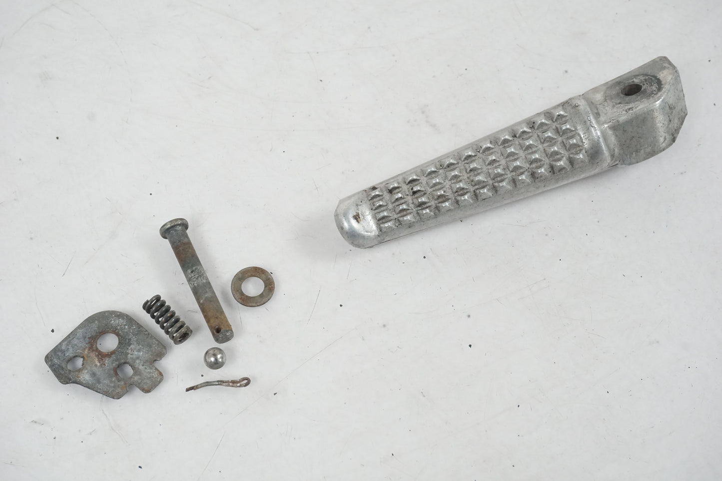 Framsidan på Fotpinne från en Honda CBR 900 RR -1995 motorcykel.